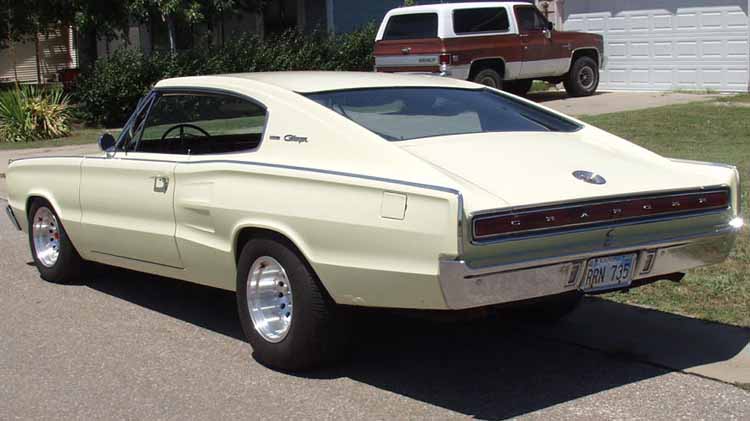 67 Dodge Charger 2dr Hardtop