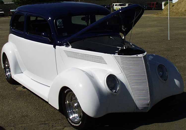 37 Ford Tudor Sedan