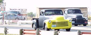 48 Chevy Chopped Pickup vs 48 Chevy Pickup