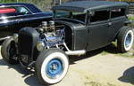 31 Ford Model A Hiboy Chopped Tudor Sedan