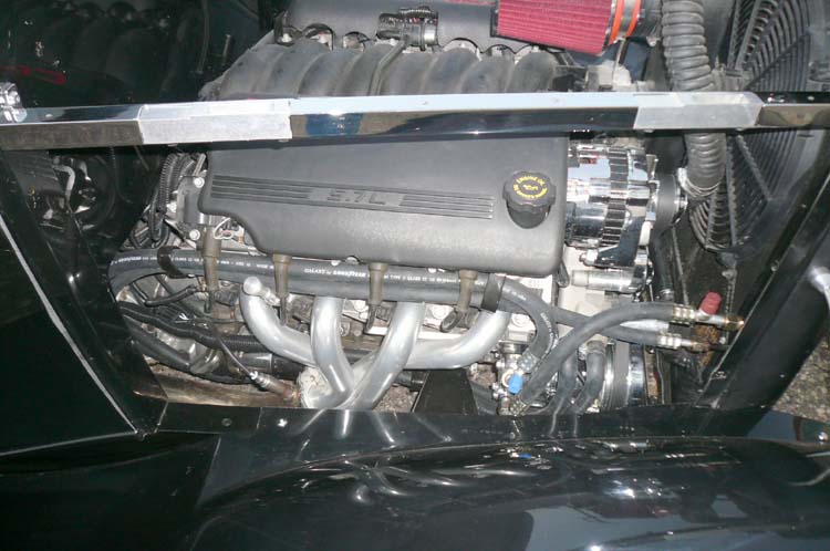 32 Ford Chopped 3W Coupe w/SBC 5.7L V8