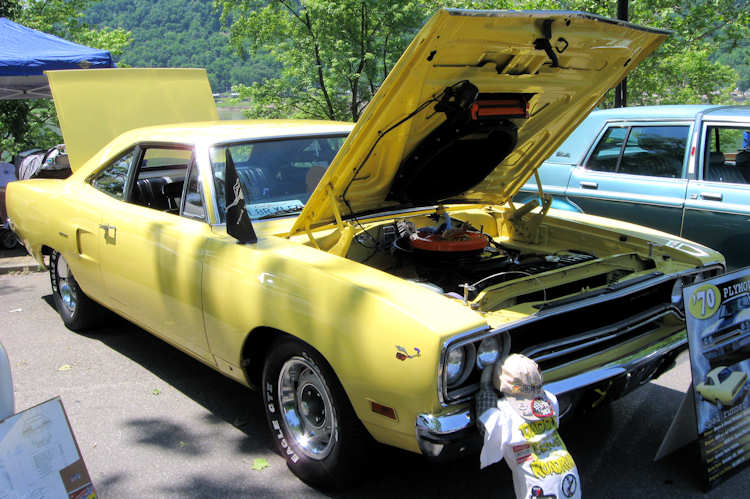 70 Plymouth RoadRunner Coupe