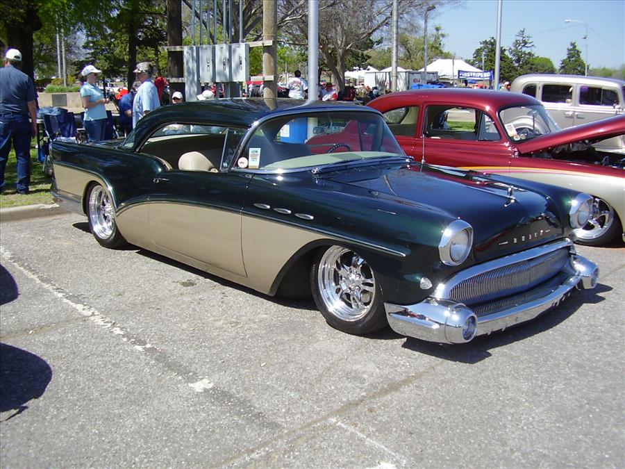 57 Buick 2dr Hardtop