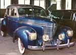 39 Hollywood Graham Sedan